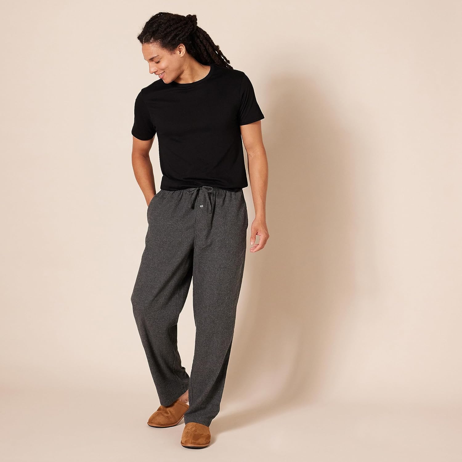 Amazon Essentials Maillots de Corps en Coton à Col Rond, Basiques, Doux et Polyvalents Homme, Lot de 6